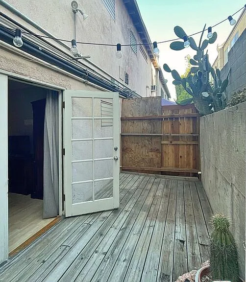 1145 Larrabee St #3 — Photo 9