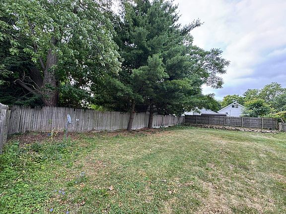 4th image of 2302 Missouri Ave