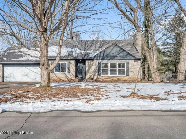 4217 Dolphin Rd, Houston Acres, KY 40220