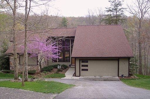 2nd image of 136 Chatham Ln