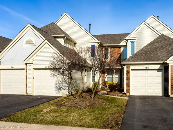 170 Inverness Ct #2, Elk Grove Village, IL 60007