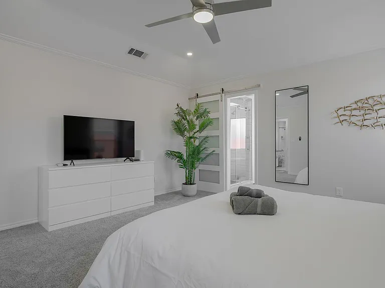 1613 E Spring Valley Rd — Photo 13
