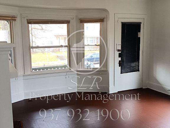 3rd image of 541 Grafton Ave #541