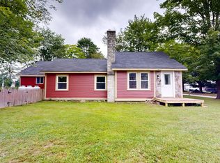 4 Kidder Ave, Dixfield, ME 04224