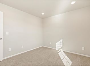 The Sloan Plan, Poudre Heights: The Lakes Collection, Windsor, CO 80550