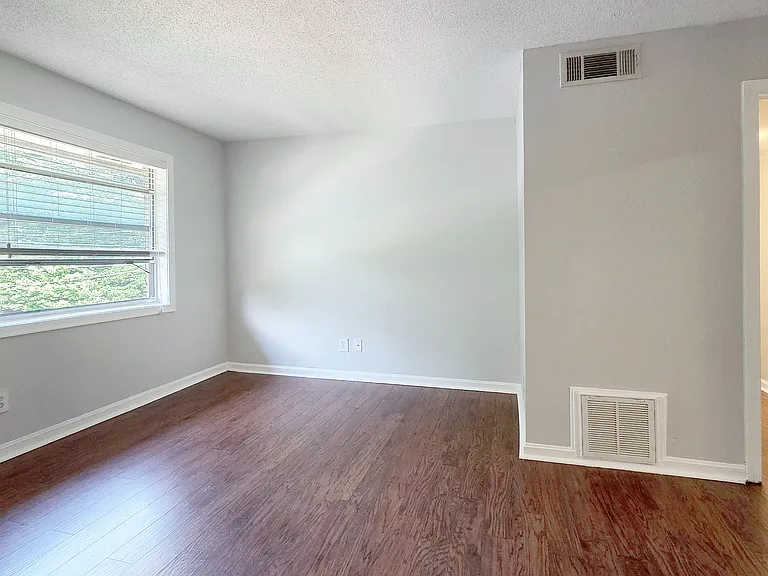 Amberidge Apartments — Photo 17
