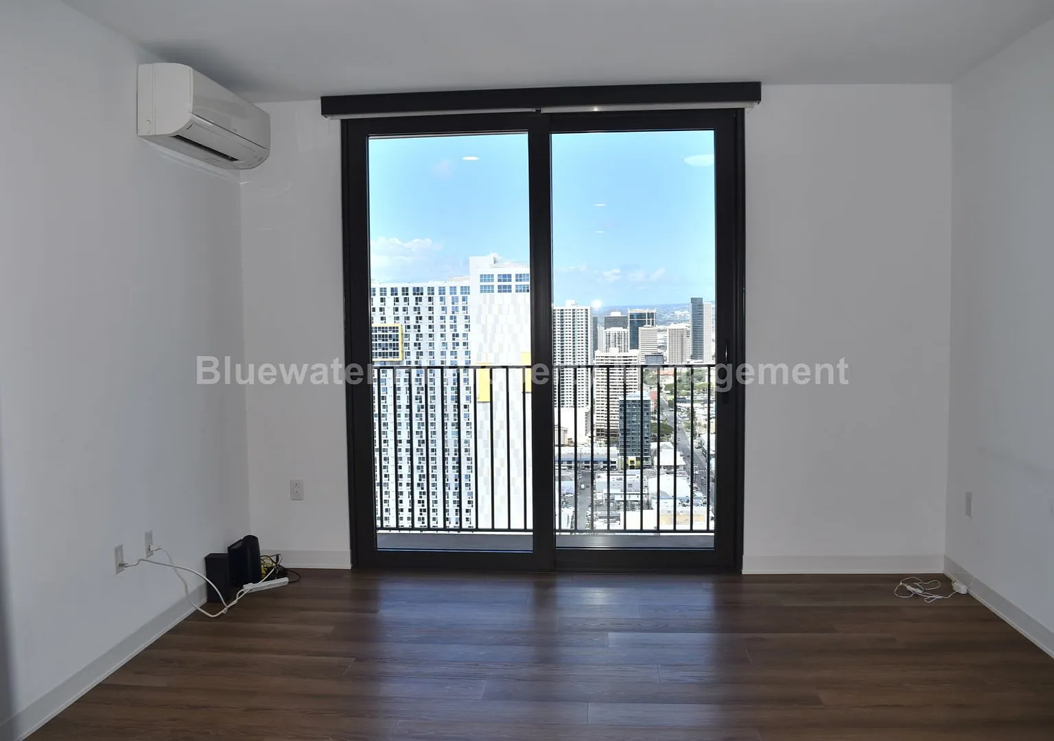 A'ali'i 1/1/1 High floor w/ ocean view — Photo 3