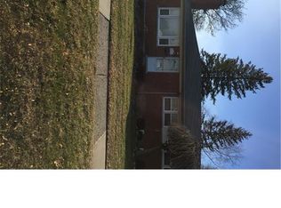 9919 Woodring St, Livonia, MI 48150