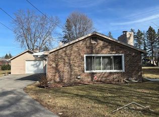 2510 S Outer Dr, Saginaw, MI