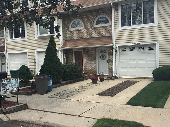 2nd image of 23 Leigh Ave