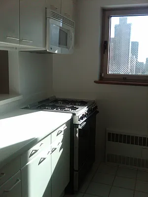 Rented by Classic Marketing- 530 Park1 | media 10