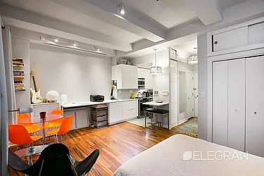 Rented by (Legacy) Elegran