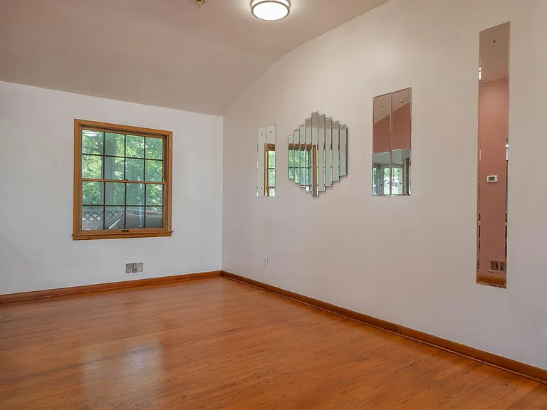 859 Lake Shore Dr — Photo 6