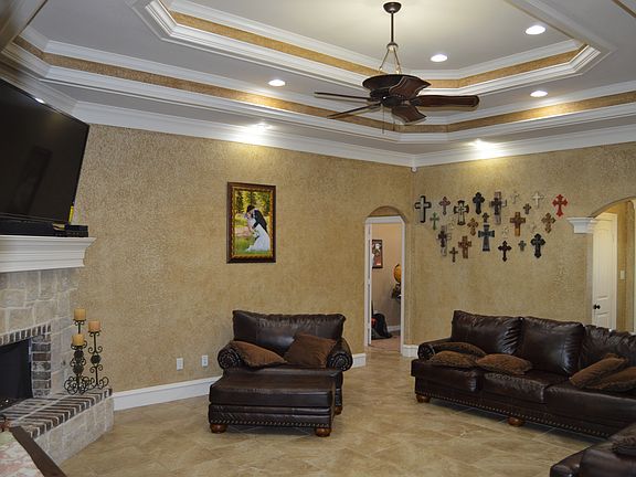 4th image of 7842 Cottonwood Dr