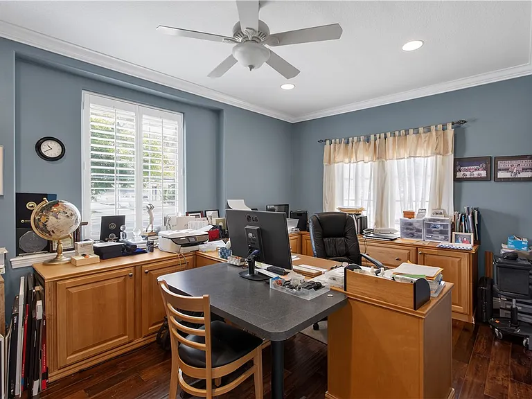 4459 Putting Green Dr — Photo 37