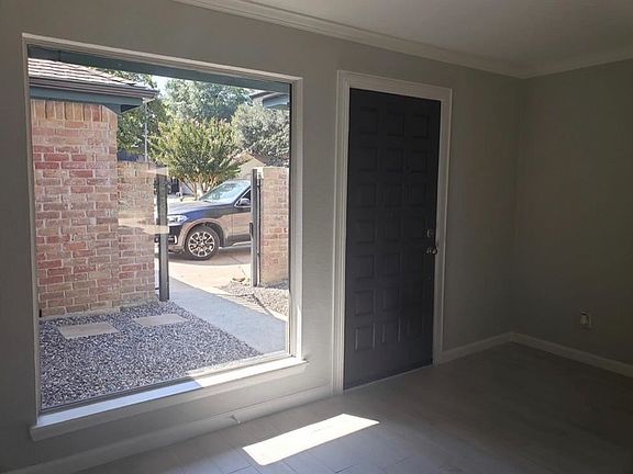 4th image of 14910 Beechmoor Dr