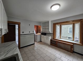 129 Lexington St #129, Watertown, MA 02472
