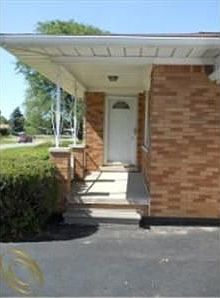 2nd image of 2848 Silverstone Ln