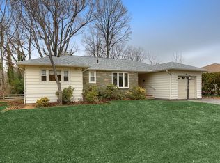 98 Fieldstone Dr, Springfield, NJ 07081