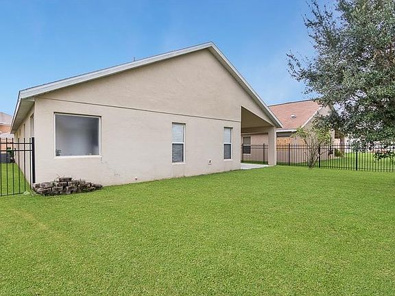 3rd image of 13520 Hidden Forest Cir