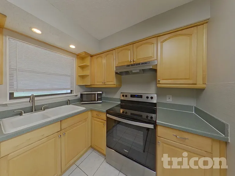 7091 Beechfern Ln S — Photo 6