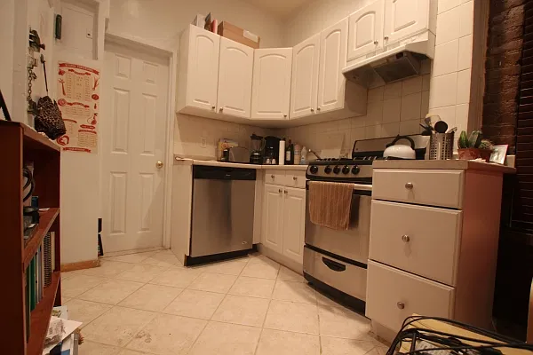 Rented by Citi Habitats | media 10