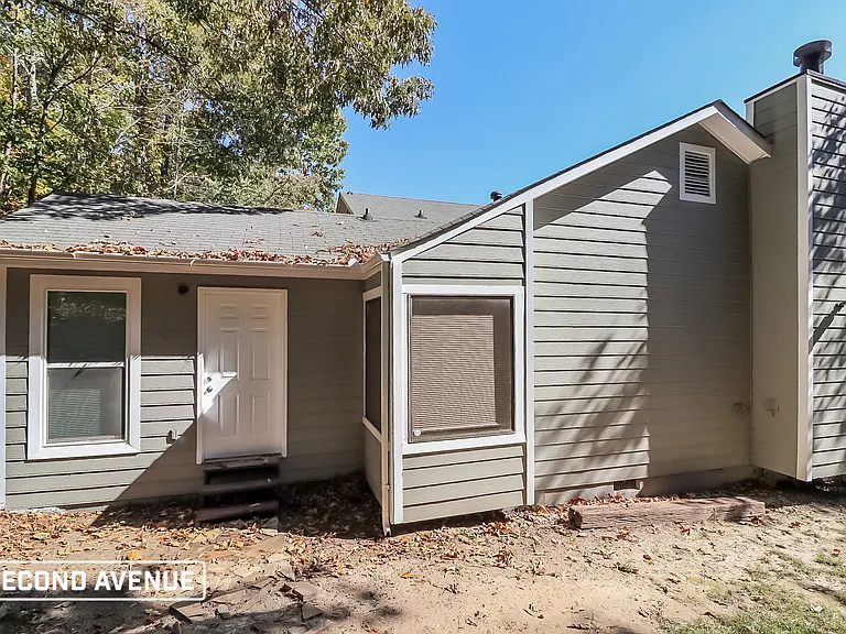 2435 Winding Creek Dr — Photo 15