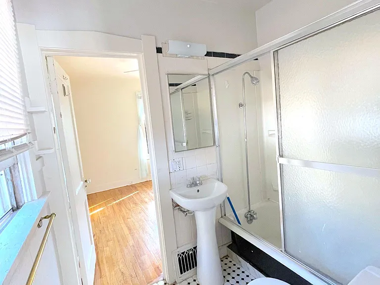 1854 S Williams St — Photo 11