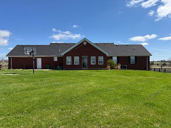 3rd image of 123 Dreyfus Rd