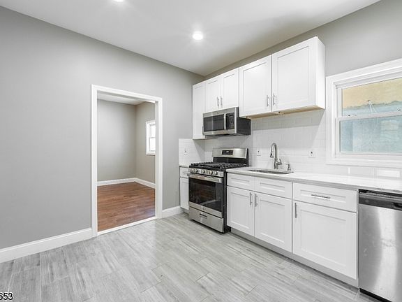 2nd image of 155 Tichenor Ave #1