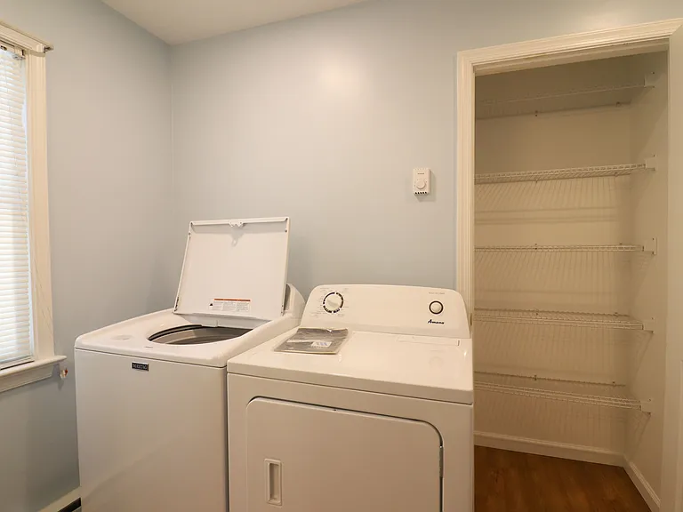 731 Oak St — Photo 12