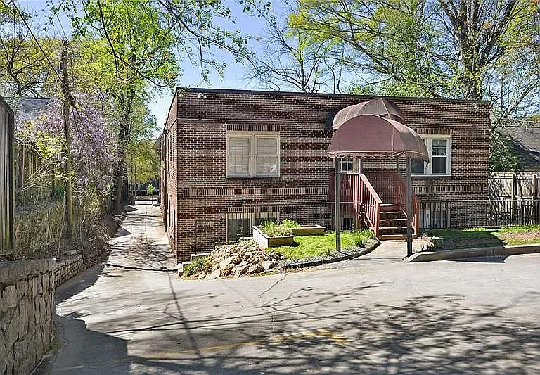 1 bed, 655 sqft, $1,795 — Photo 4
