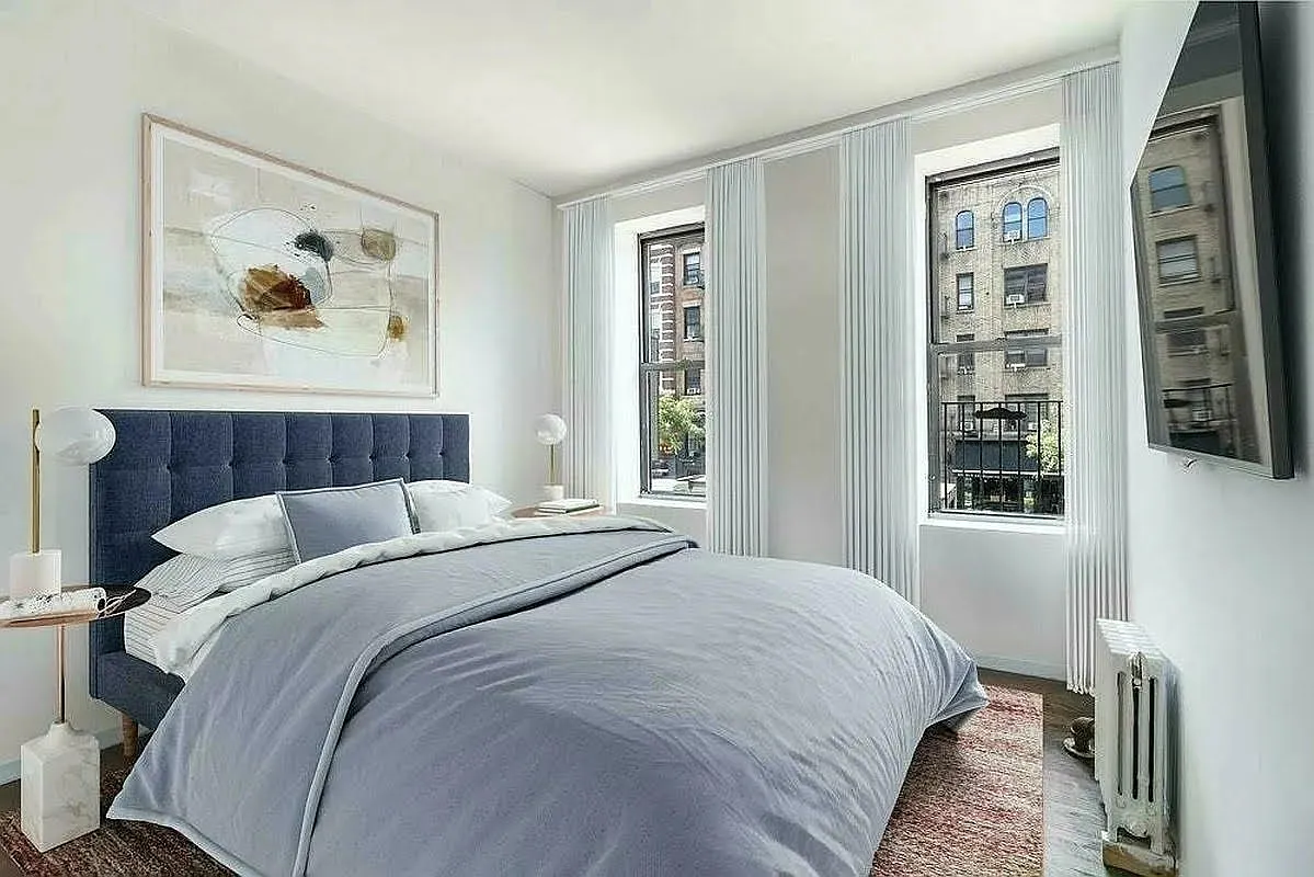 185 Avenue C — Photo 3