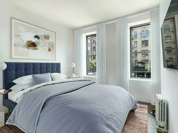 185 Avenue C image 1 of 4
