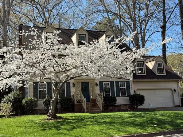 1153 Selwood Dr, Virginia Beach, VA 23464