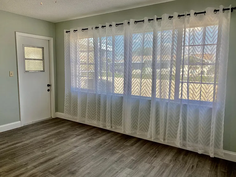 Family room and entrance to lanai.