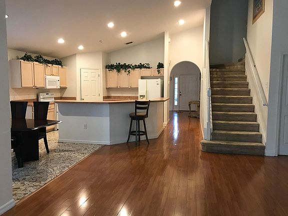 3rd image of 4451 Great Harbor Ln