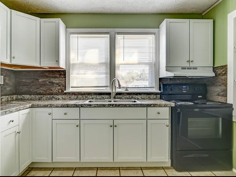 705 Rockbridge Ave — Photo 18