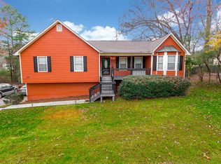 559 Scarborough Rd, Ellenwood, GA 30294