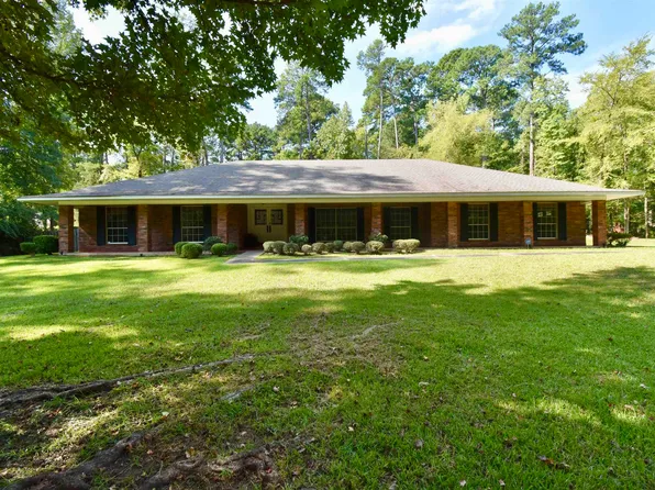 314 Forest Creek Dr, Ruston, LA 71270