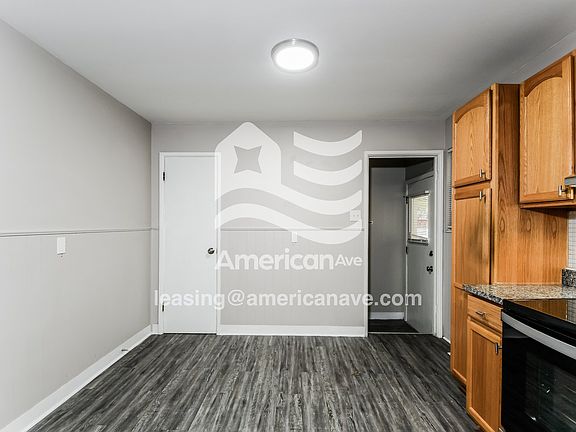 1348043_005_wm_-_dining_room_13398699.jpg