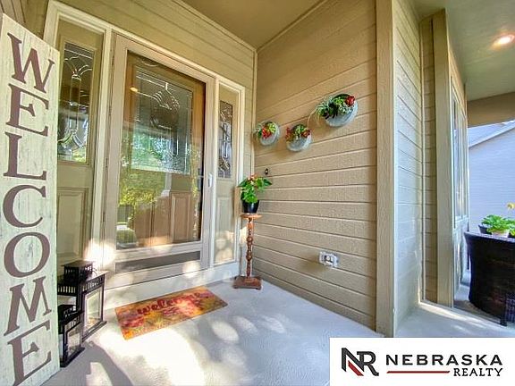 4th image of 5709 N 160th Ave