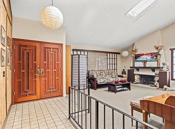 5th image of 9153 Neath St