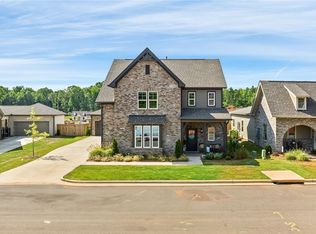 1729 Creekside Ln, Auburn, AL 36830