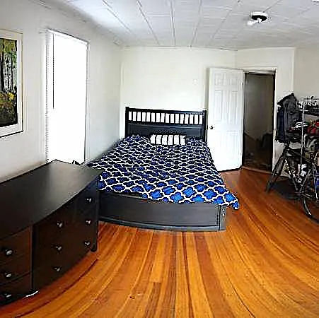 154 Webster Ave Photo 1