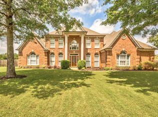 1757 S Waverton Cv, Collierville, TN 38017