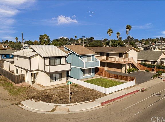 2nd image of 2211 Cienaga St