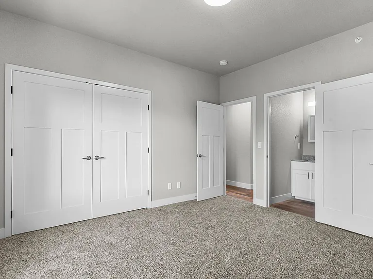 5310 N Union Blvd #101 — Photo 7
