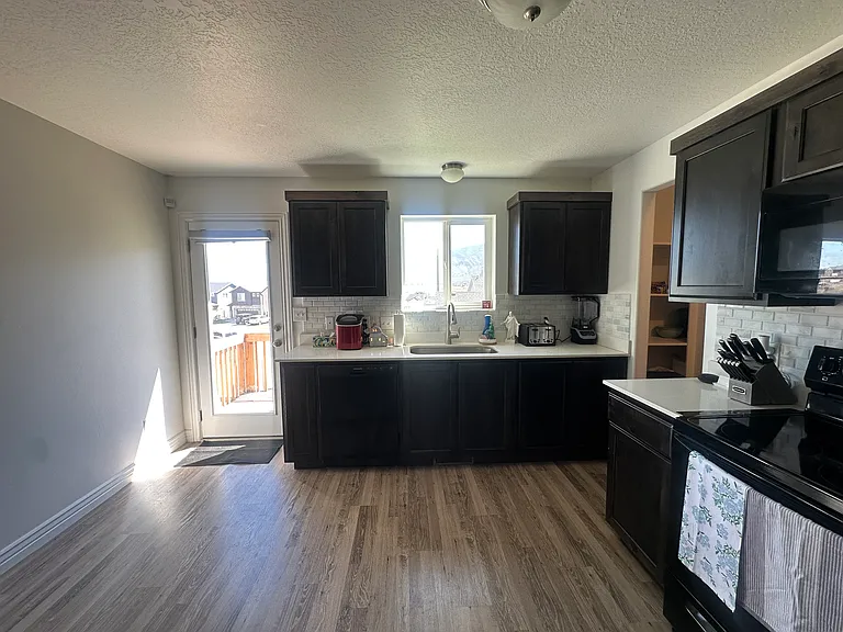 1771 S Longview Rd — Photo 15