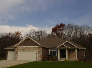 89 E Barrington Pl, Warsaw, IN 46582